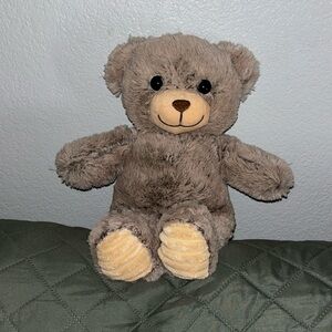 NWOT 16” creamy pewter color teddy bear. unisex -button eyes for ages 3+